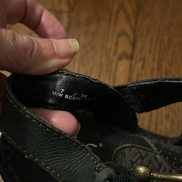 Born Platform Black Sandals- Size 7- Excellent Condition - Picture 6 of 11